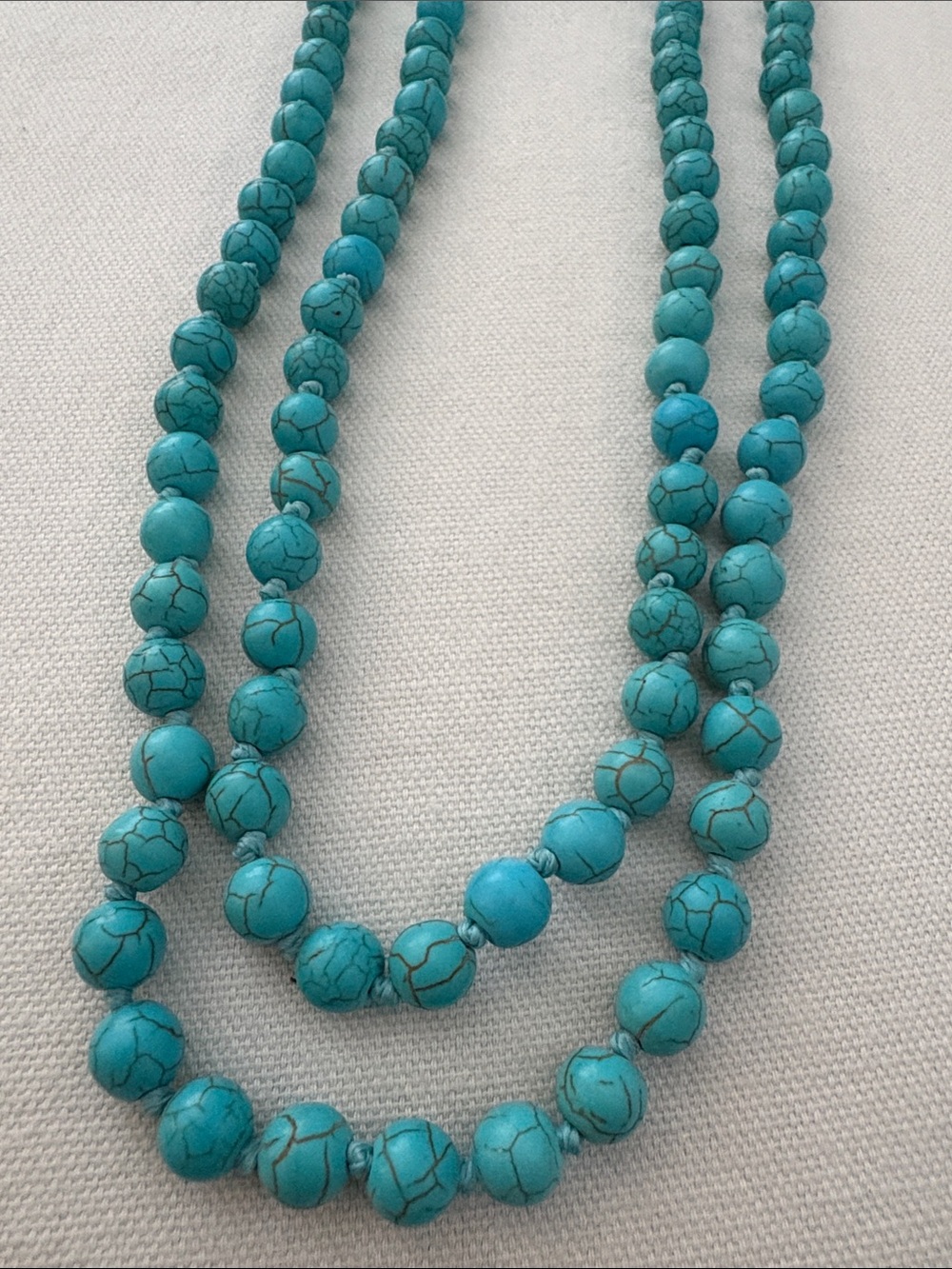 Long Howlite Stone Beaded Necklace Strand Hand-Knotted